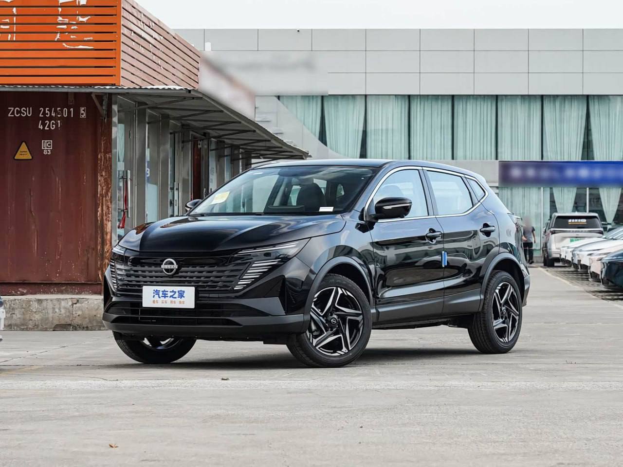 Nissan Qashqai — Leading Edition